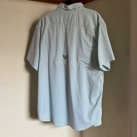 Columbia PFG Short-Sleeve Button Down, Blue Pinstripe - Size L - Picture 3 of 8